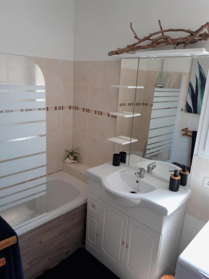 Appartement T1 Plain Pied Le Cannet-des-Maures Εξωτερικό φωτογραφία